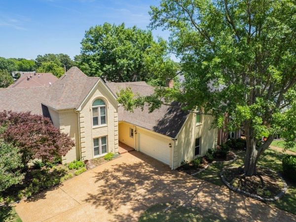 8846 DARBY DAN LN, Germantown, TN 38138