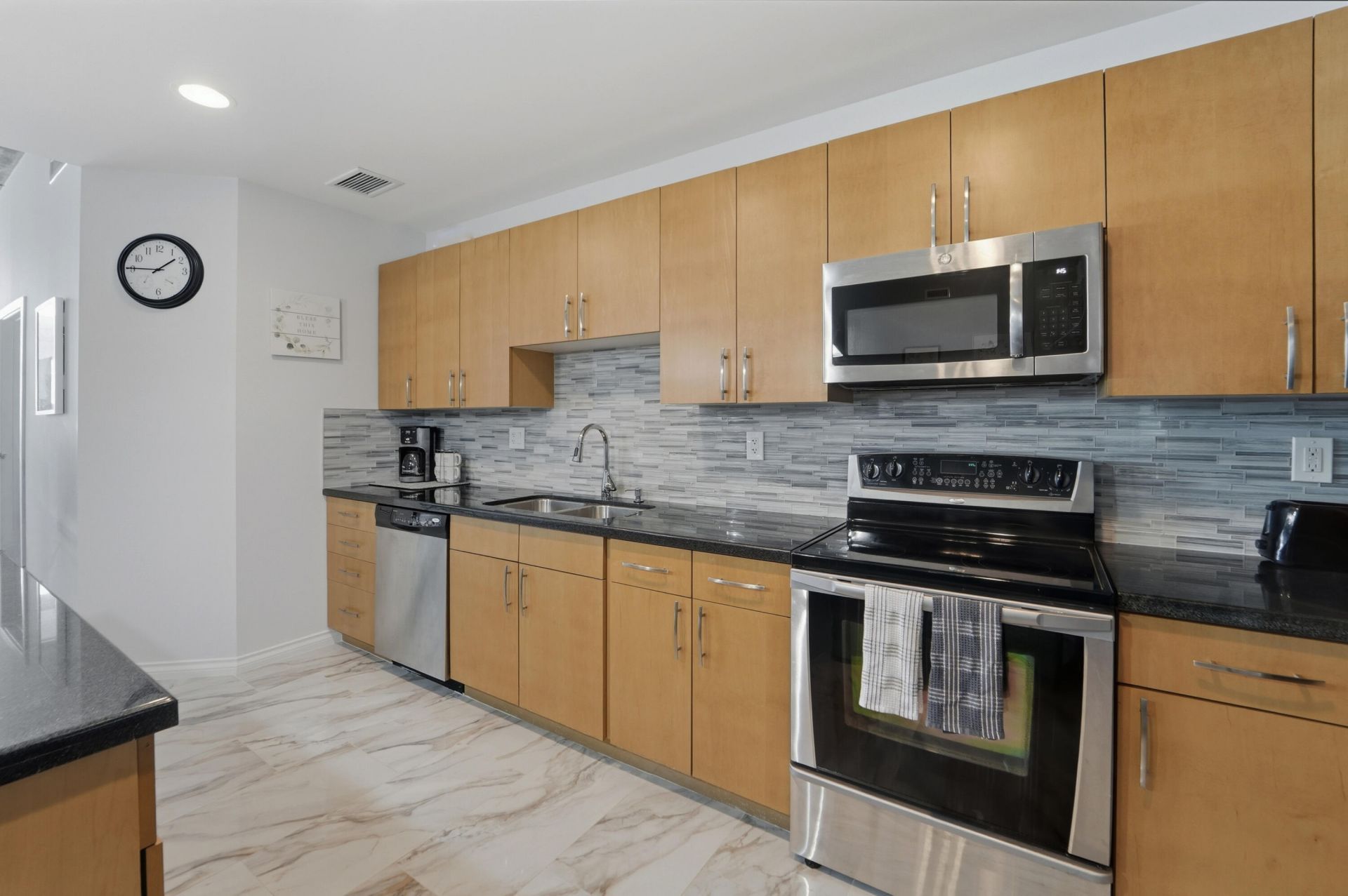300 S Australian Avenue, Unit 419, West Palm Beach, FL 33401 Photo