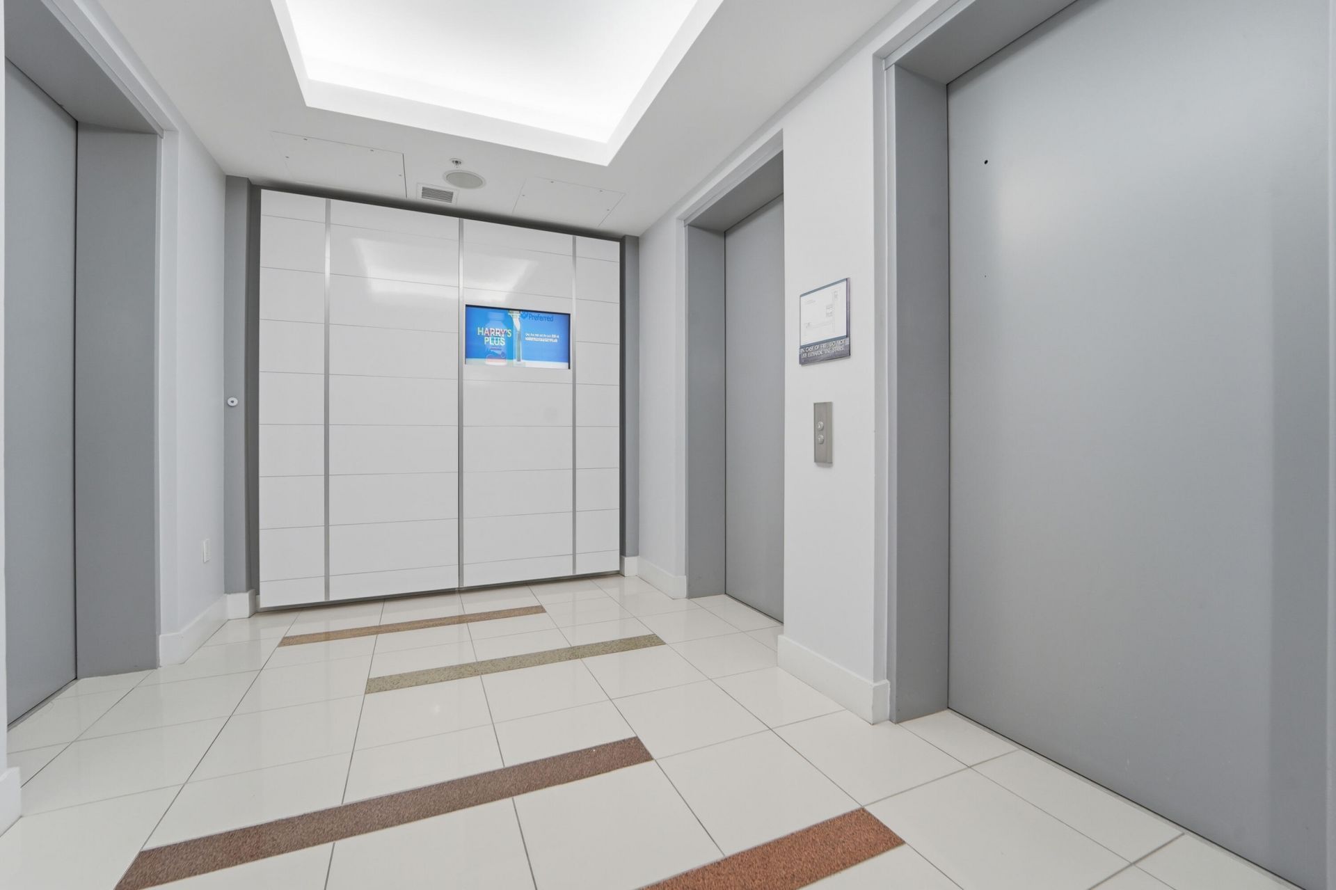 300 S Australian Avenue, Unit 419, West Palm Beach, FL 33401 Photo