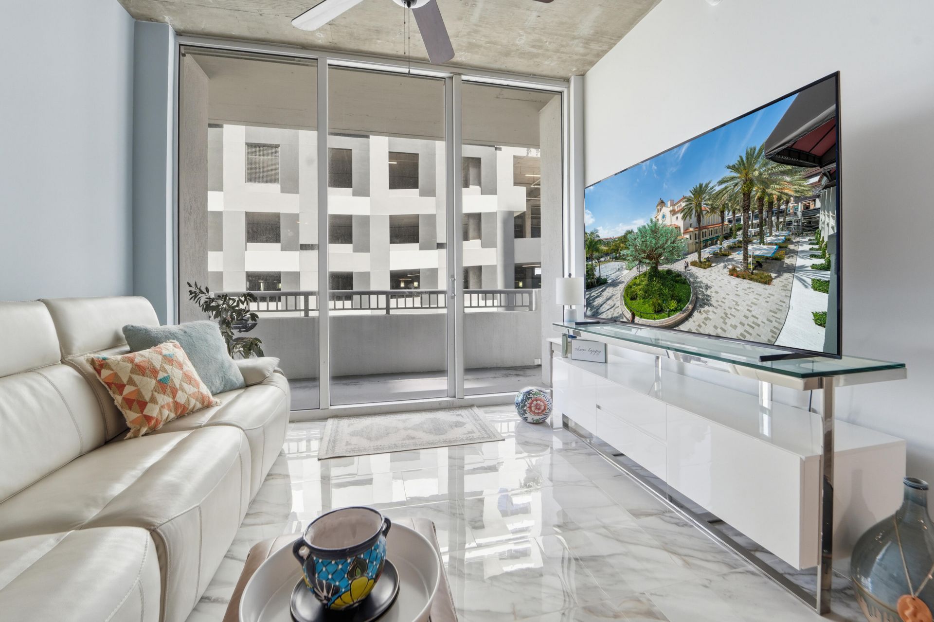 300 S Australian Avenue, Unit 419, West Palm Beach, FL 33401 Photo