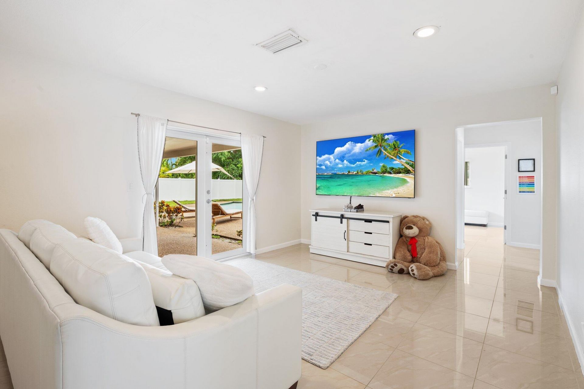 6101 SW 9th Street, Plantation, FL 33317 Photo