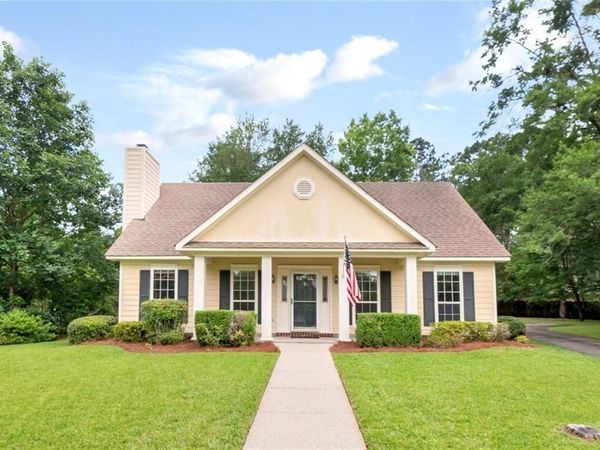 1220 Edinburgh Court, Mobile, AL 36609