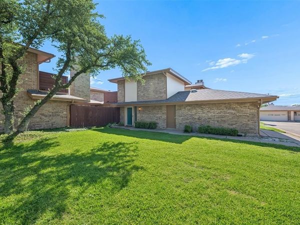 3 Dewberry Court, Bedford, TX 76021