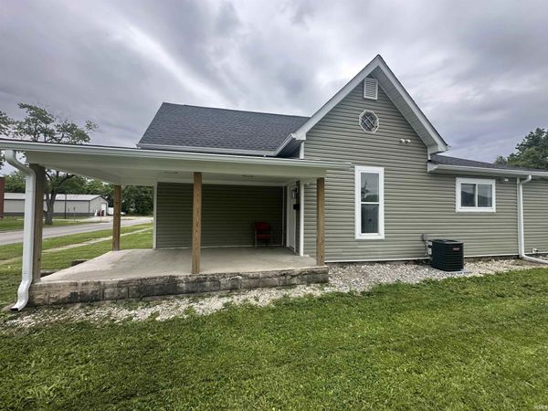 1426 W 2nd Street, Marion, IN 46952