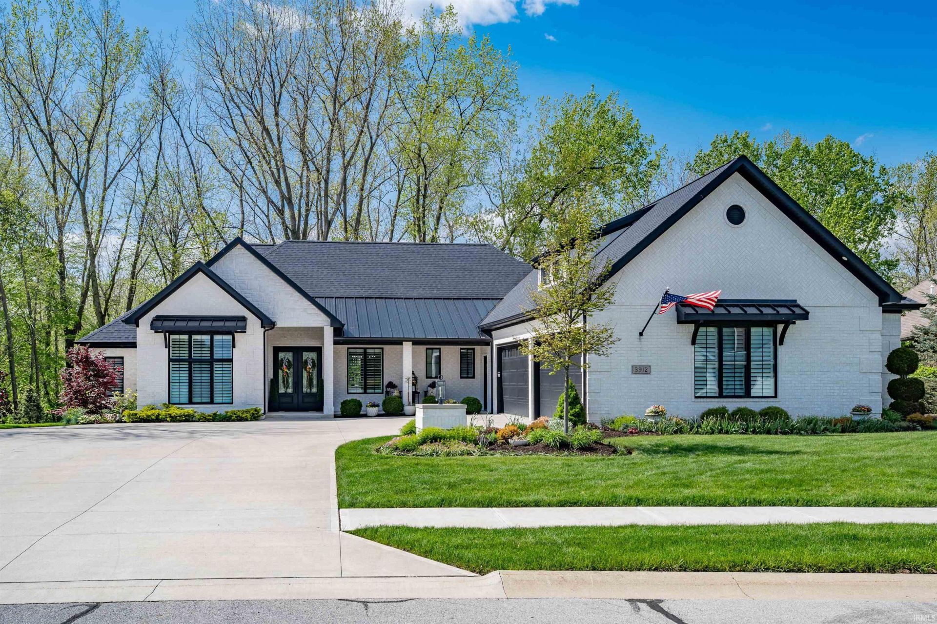 3912 Vermilion Cliffs, Fort Wayne, IN 46814
