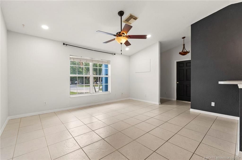 984 NW 16th Place, Stuart, FL 34994 Photo