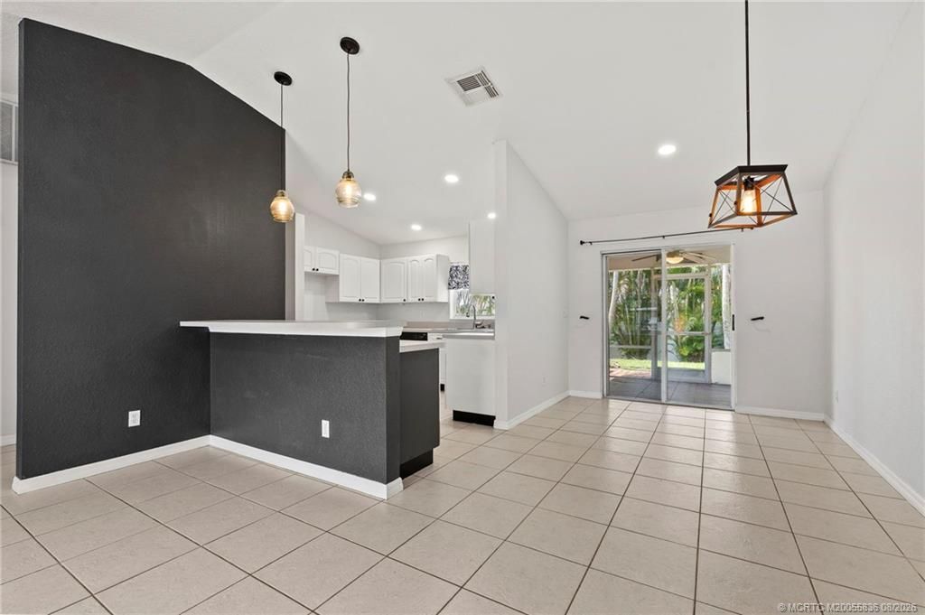 984 NW 16th Place, Stuart, FL 34994 Photo