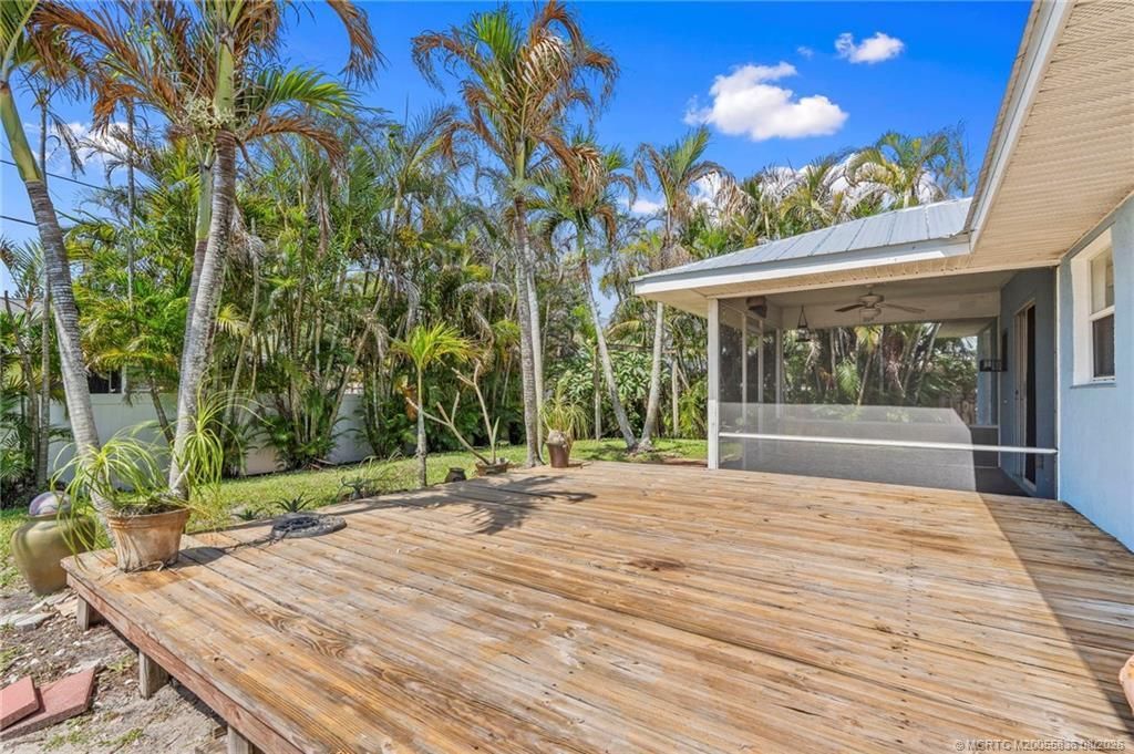 984 NW 16th Place, Stuart, FL 34994 Photo