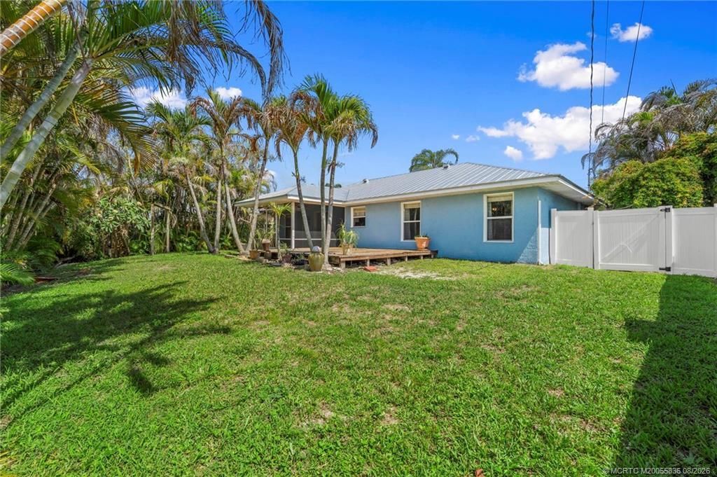 984 NW 16th Place, Stuart, FL 34994 Photo