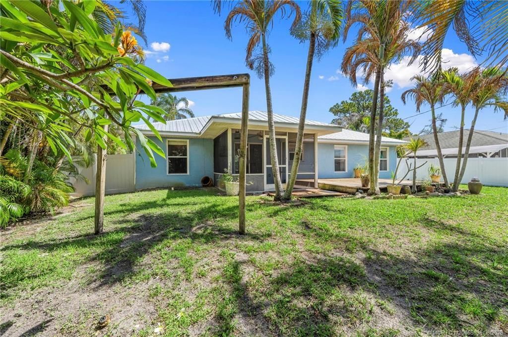 984 NW 16th Place, Stuart, FL 34994 Photo