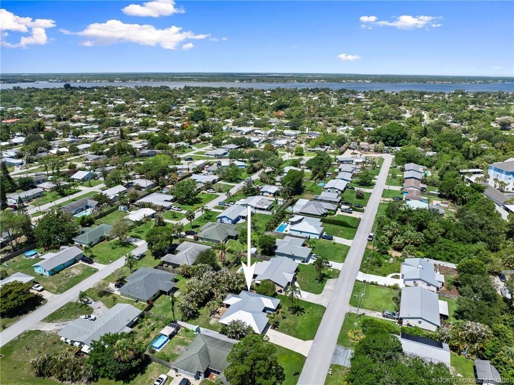 984 NW 16th Place, Stuart, FL 34994 Photo