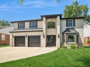 446 S Stratford Avenue , Elmhurst, IL 60126