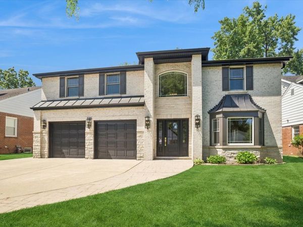 446 S Stratford Avenue , Elmhurst, IL 60126