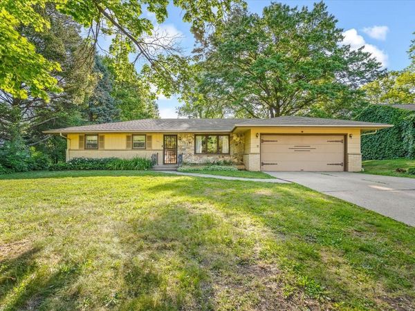 131 Dawn Avenue, ROCKFORD, IL 61107