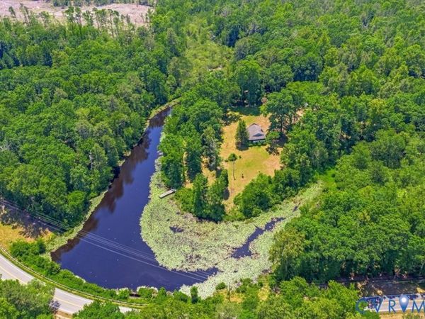 8501 Hickory Road , Chesterfield, VA 23803