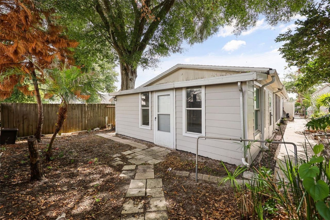 106 Lamplighter Drive , Sanford, FL 32771 Photo