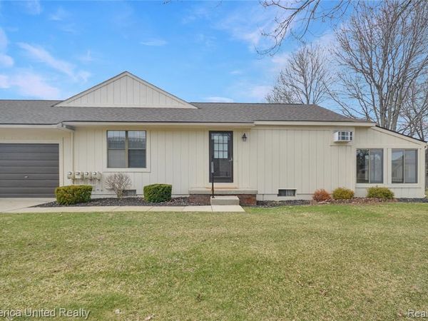 12113 Lexington Drive , Green Oak Twp, MI 48178