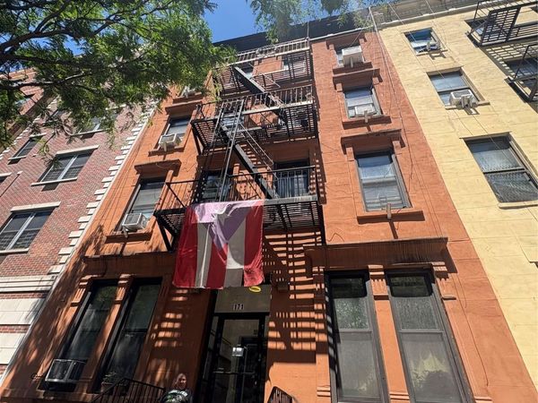 171 east 111th street , New York (Manhattan), NY 10029