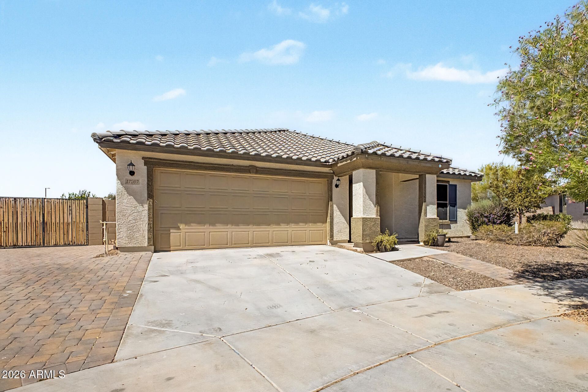 17207 W Pinnacle Vista Drive, Surprise, AZ 85387 Main Photo