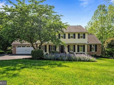 30 FARM HOUSE LANE, FURLONG, PA 18925