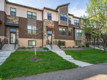 4015 River Valley Way, Eagan, MN 55122