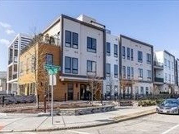 101 N Beacon St, Unit 303, Watertown, MA 02472