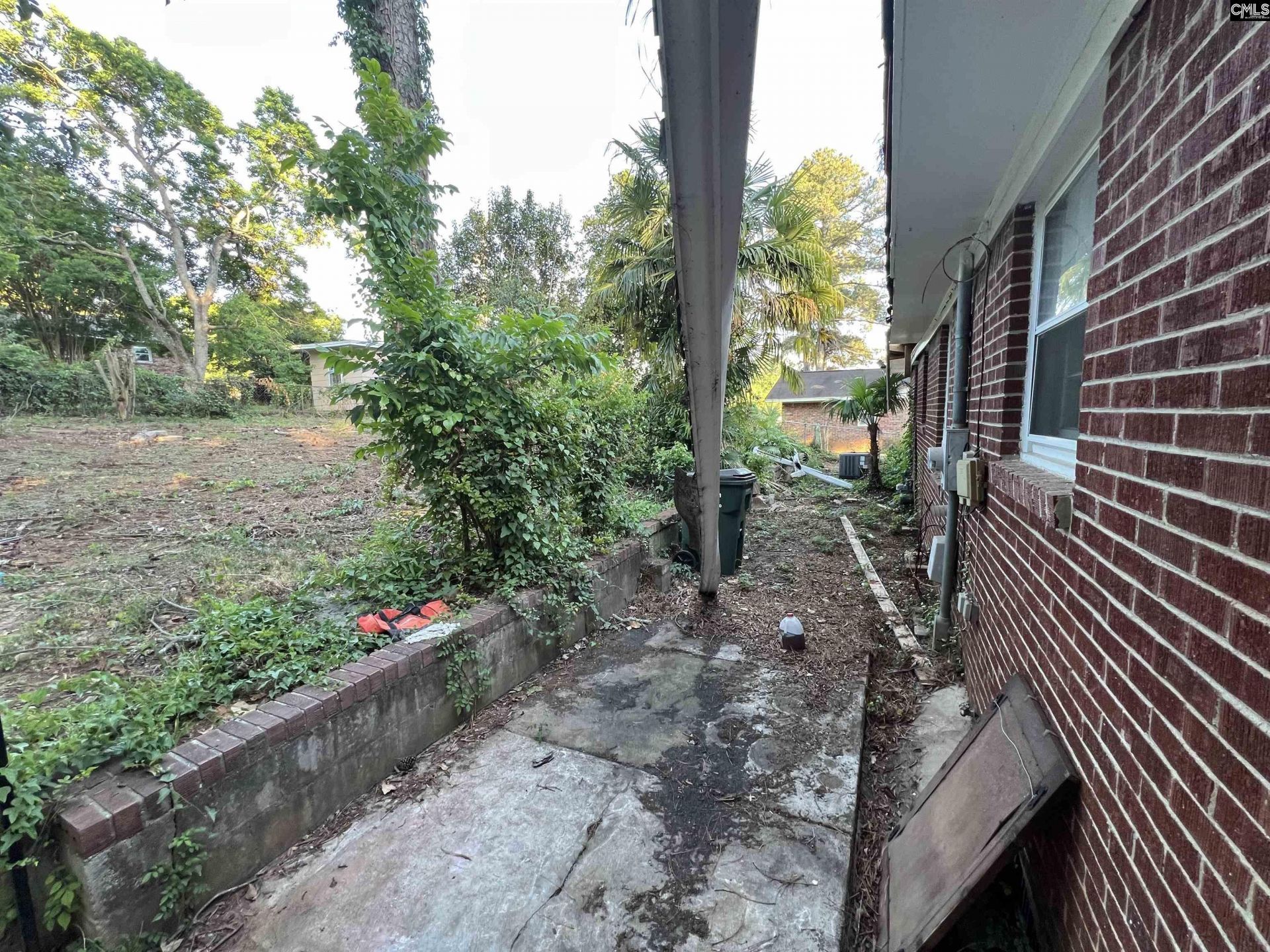 1822 Ivanhoe Drive  Photo 6