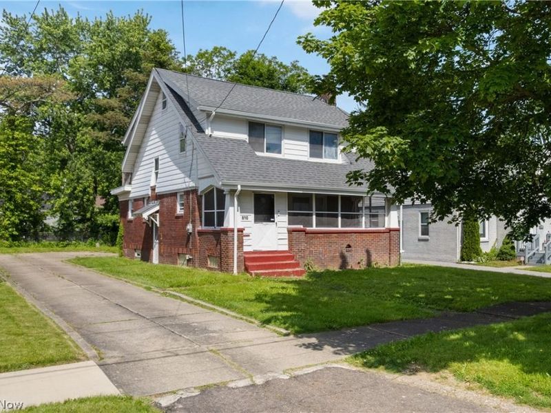 890 Winton Avenue , Akron, OH 44320 Photo 1