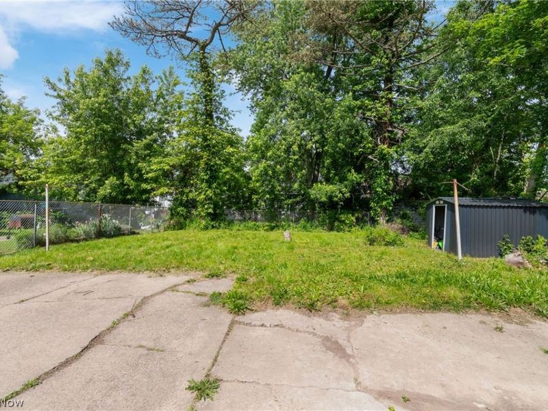 890 Winton Avenue , Akron, OH 44320 Photo 31