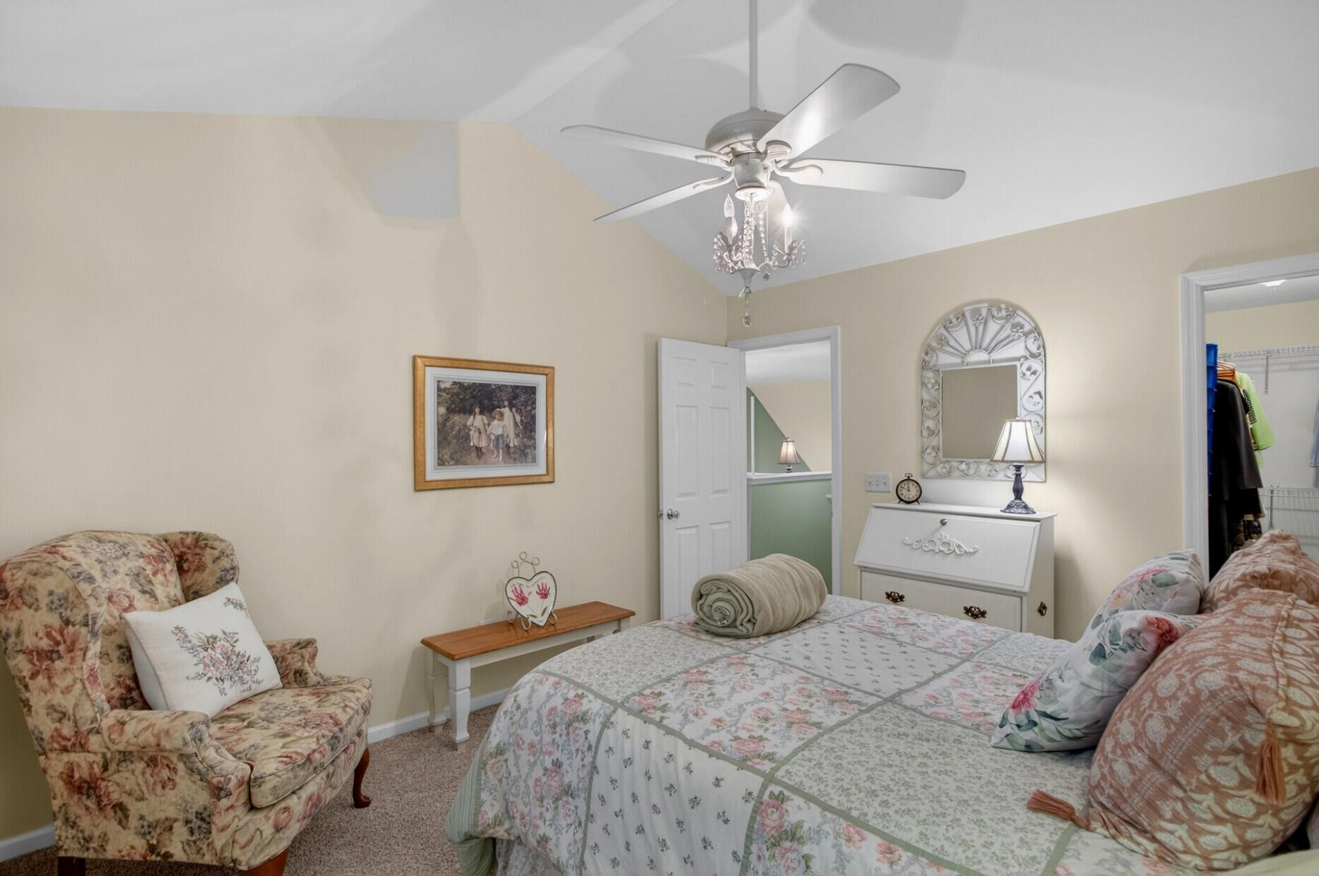 210 Darcy Avenue Photo 22
