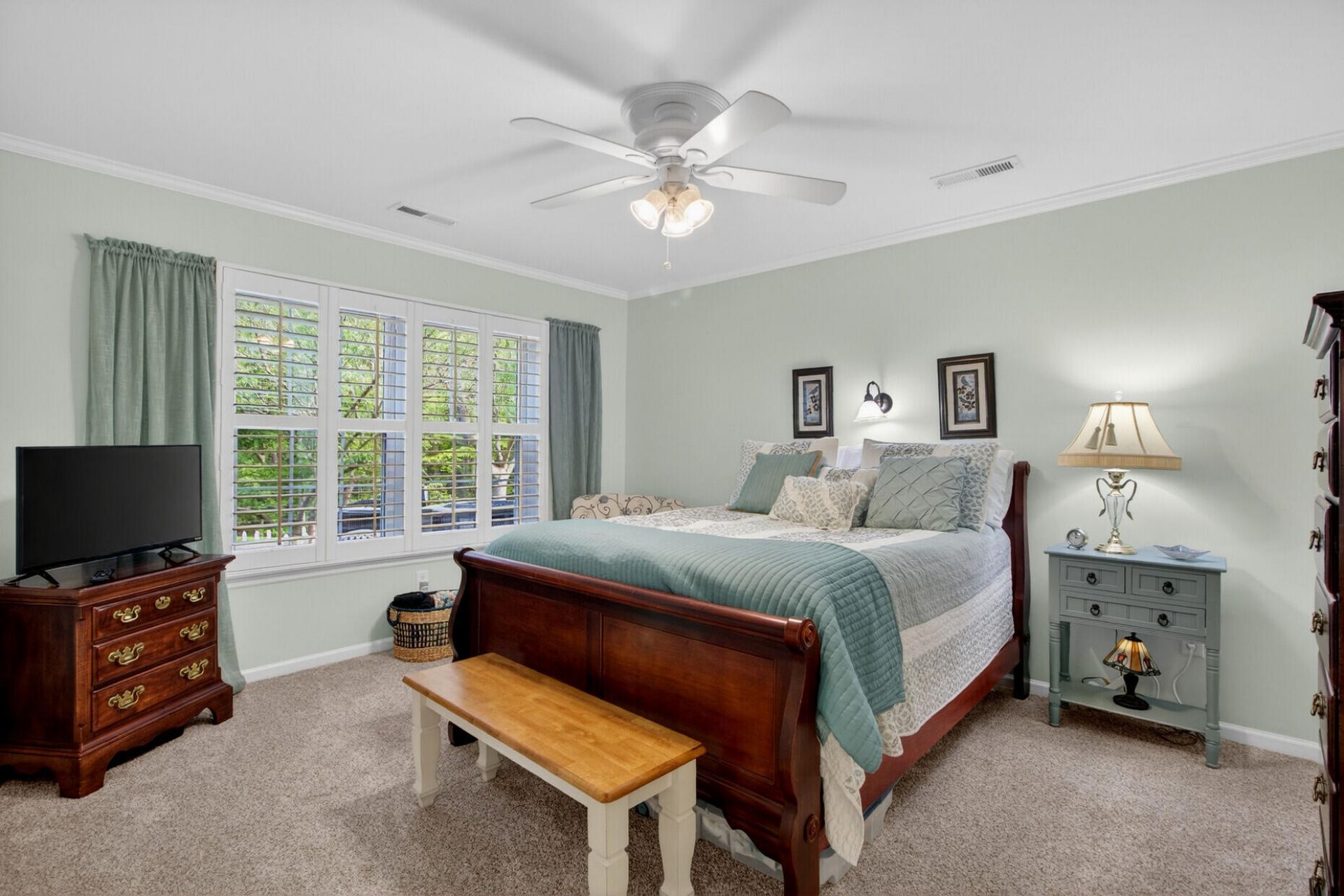 210 Darcy Avenue Photo 28