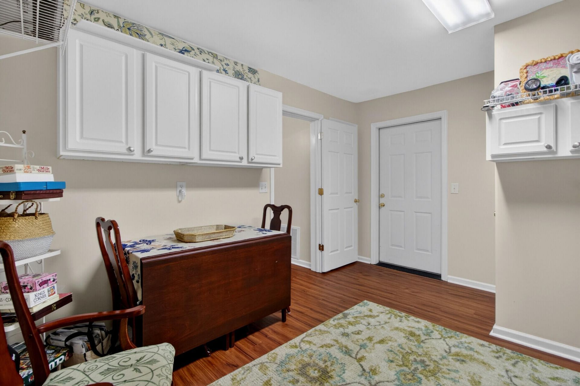 210 Darcy Avenue Photo 31