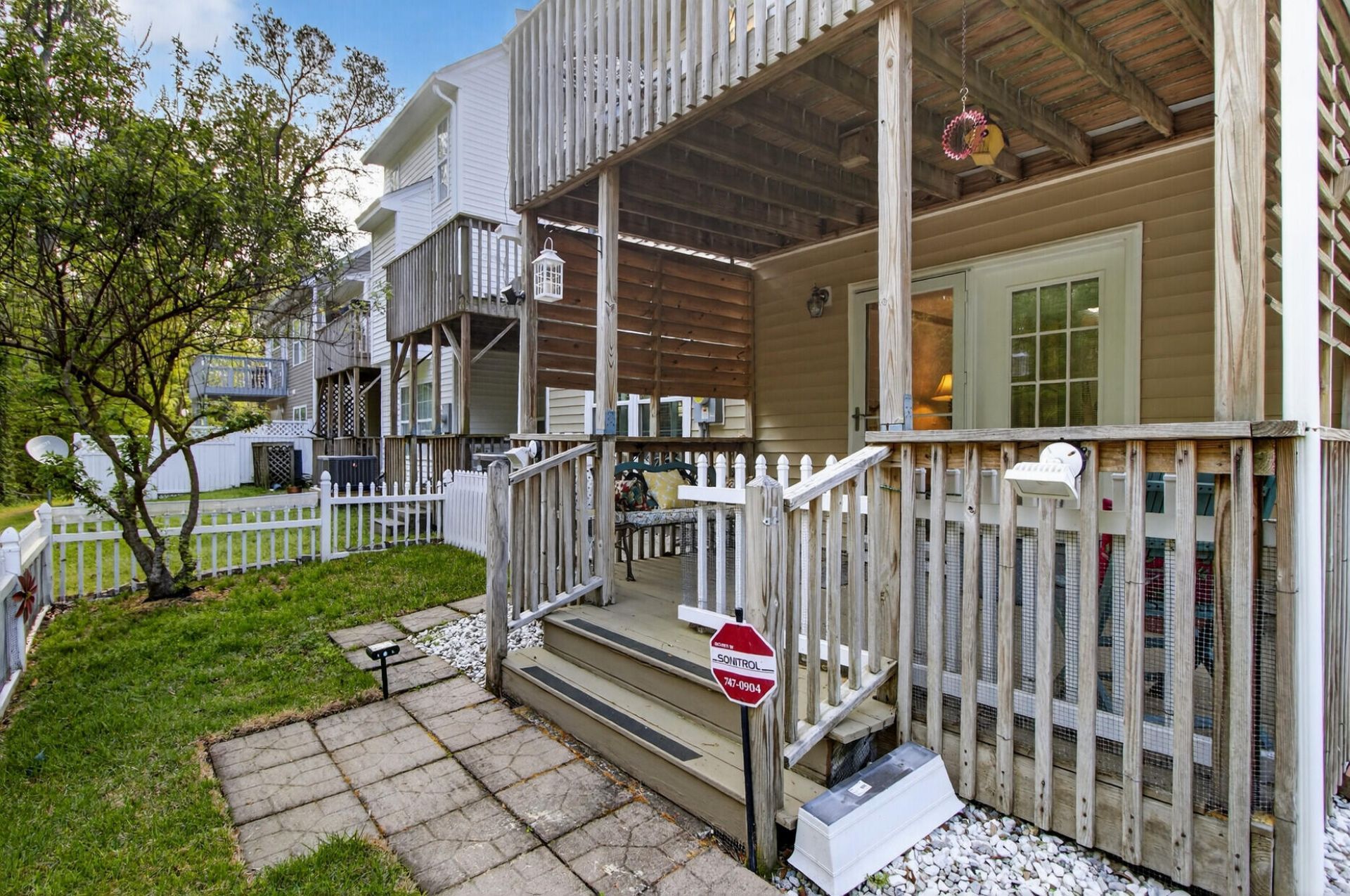 210 Darcy Avenue Photo 34