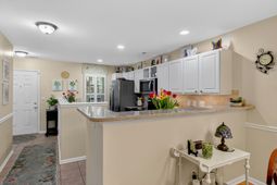 210 Darcy Avenue photo 4