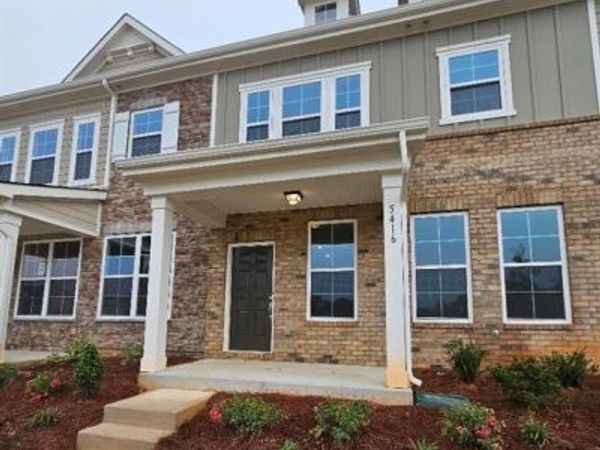 5416 Kinsbridge Drive, Charlotte, NC 28227