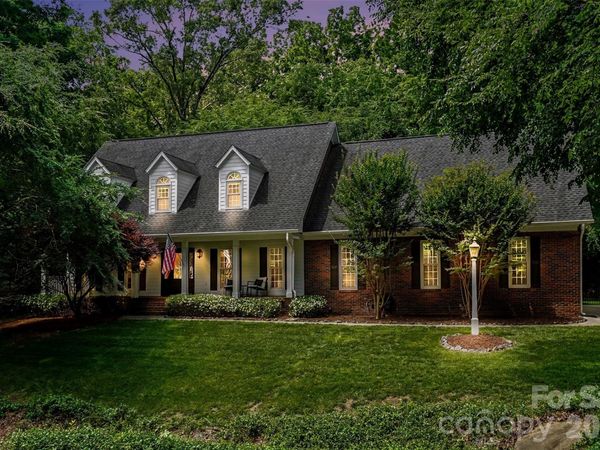 6128 Lake Providence Lane , Charlotte, NC 28277
