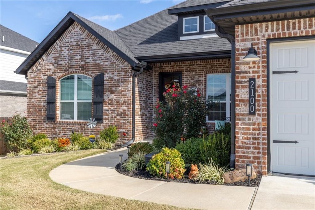 2100 Crandall Road Pea Ridge, AR 72751