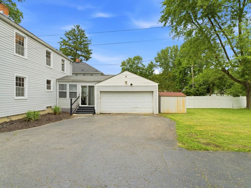 618 Eastmoor Boulevard , Columbus, OH 43209 Photo 8