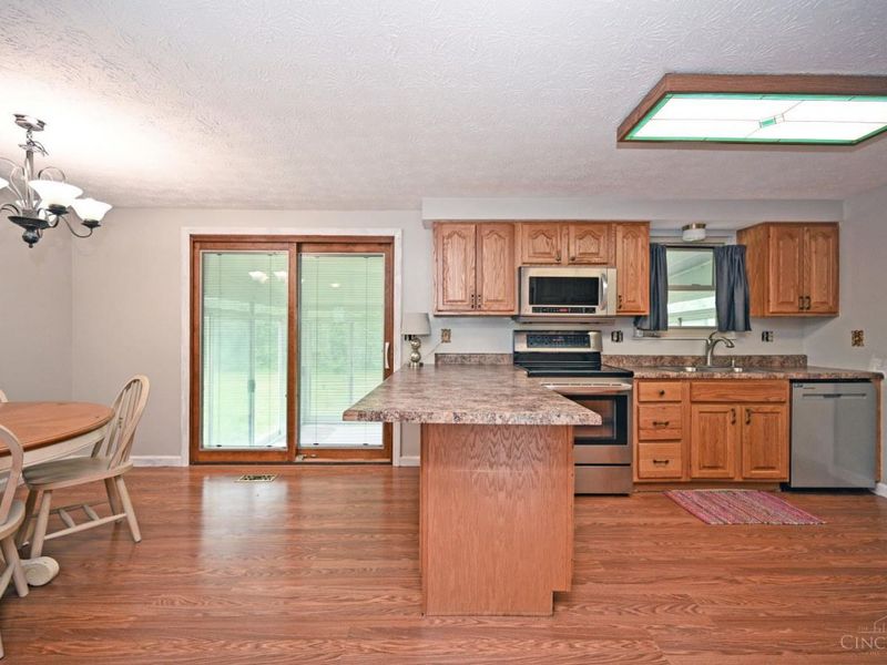 7868 Quail Hollow Court, West Chester, OH 45069 Photo 2