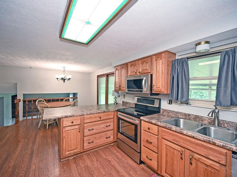 7868 Quail Hollow Court, West Chester, OH 45069 Photo 11