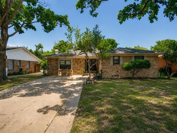 1708 Cordell Street , Denton, TX 76201