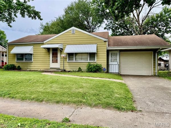 2925 Wayne Avenue, Granite City, IL 62040