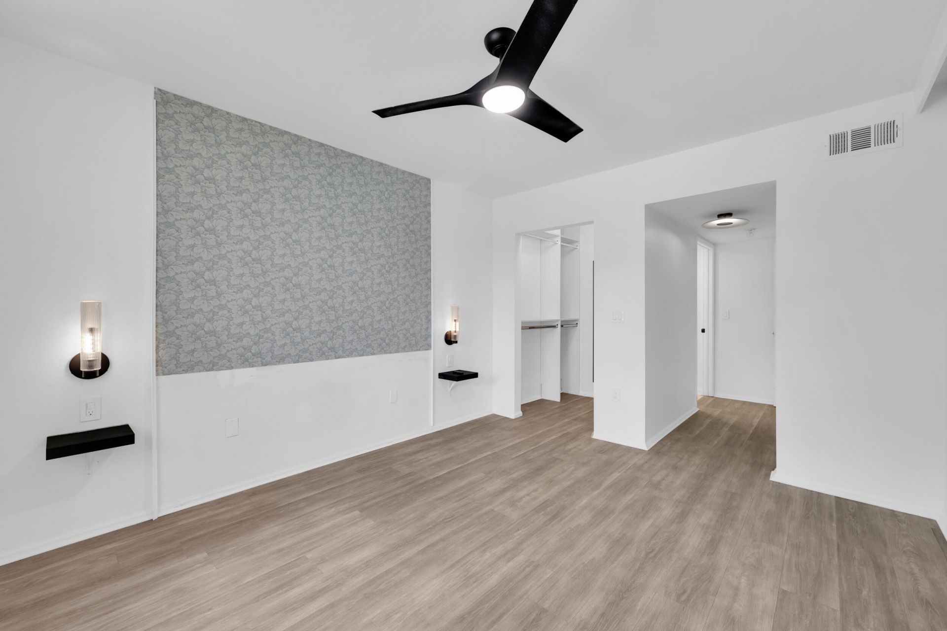 272 Village Boulevard, Unit Apt 7304, Tequesta, FL 33469 Photo