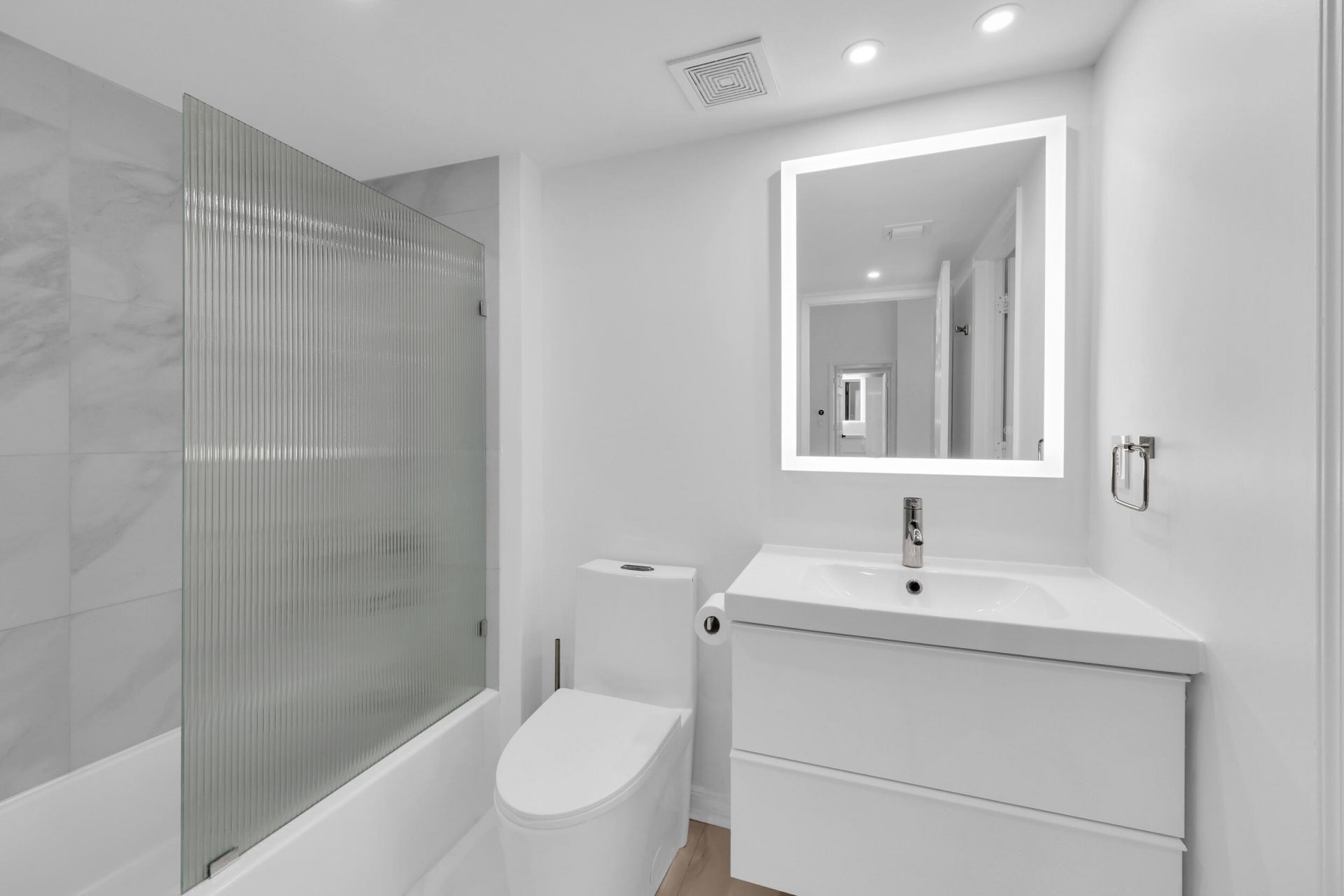 272 Village Boulevard, Unit Apt 7304, Tequesta, FL 33469 Photo