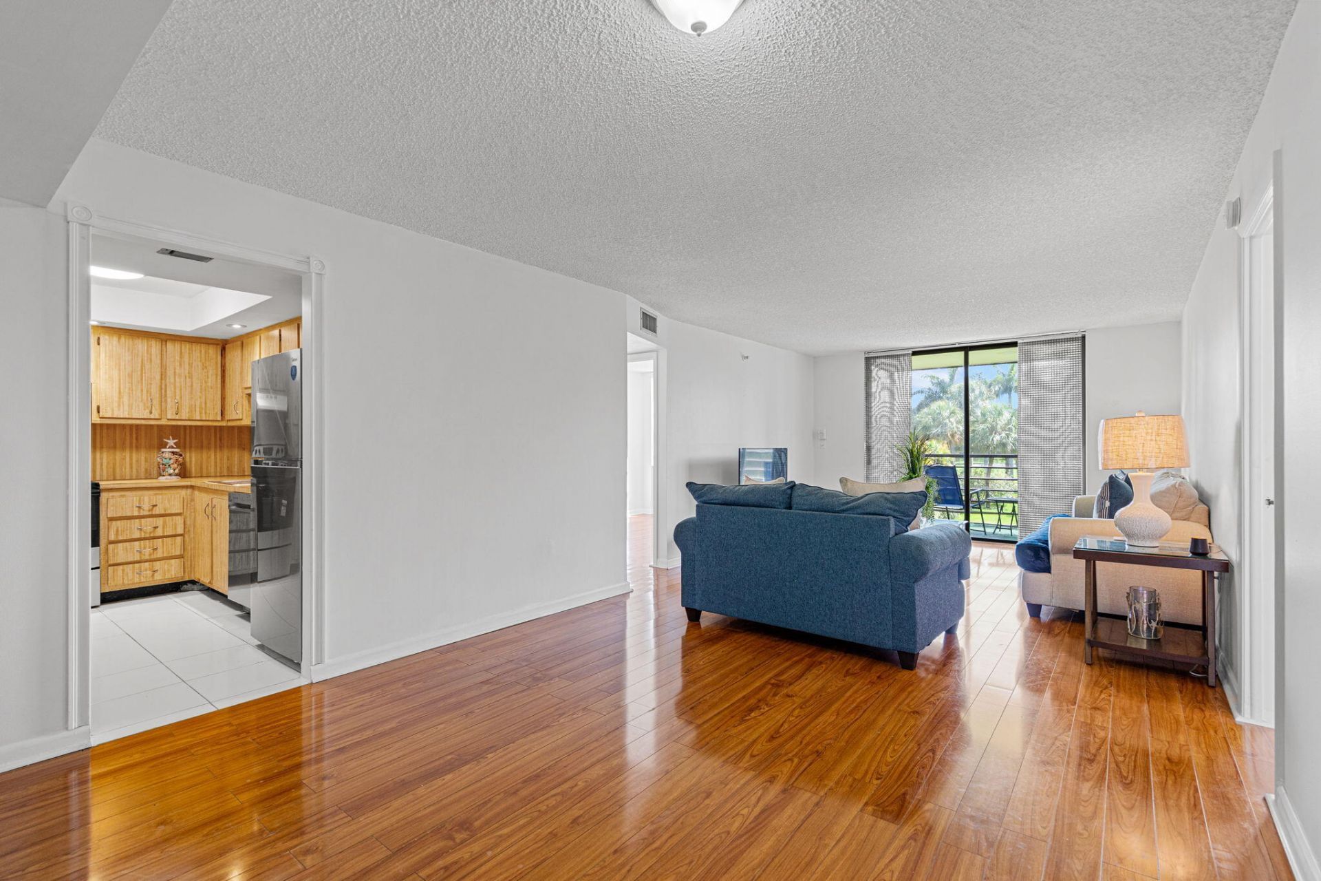 900 Saint Charles Place, Unit 221, Pembroke Pines, FL 33026 Photo