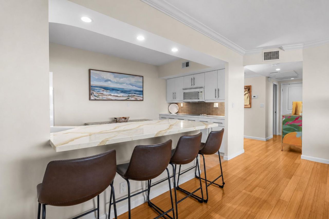 3200 NE 36th Street, Unit 806, Fort Lauderdale, FL 33308 Photo