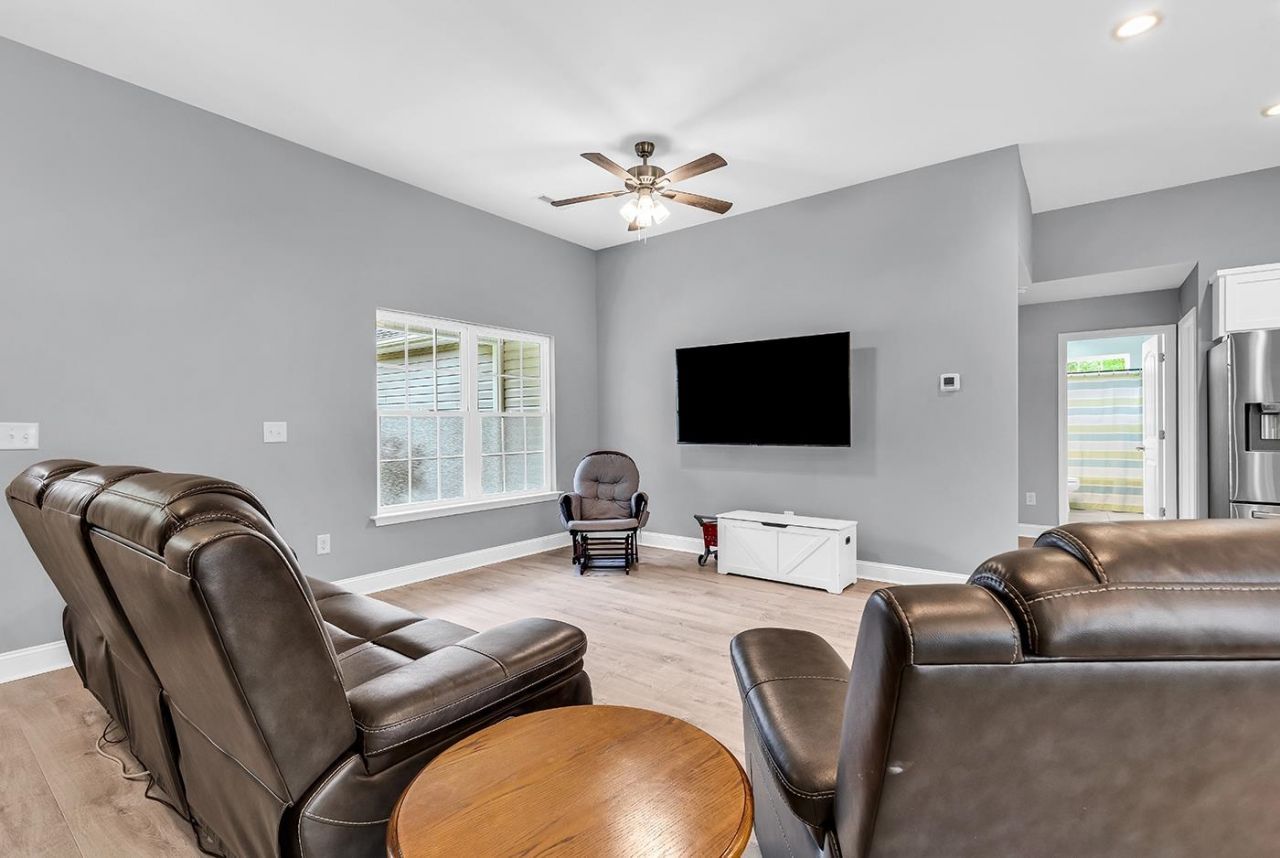 5630 Dinkler Ave. Photo 13