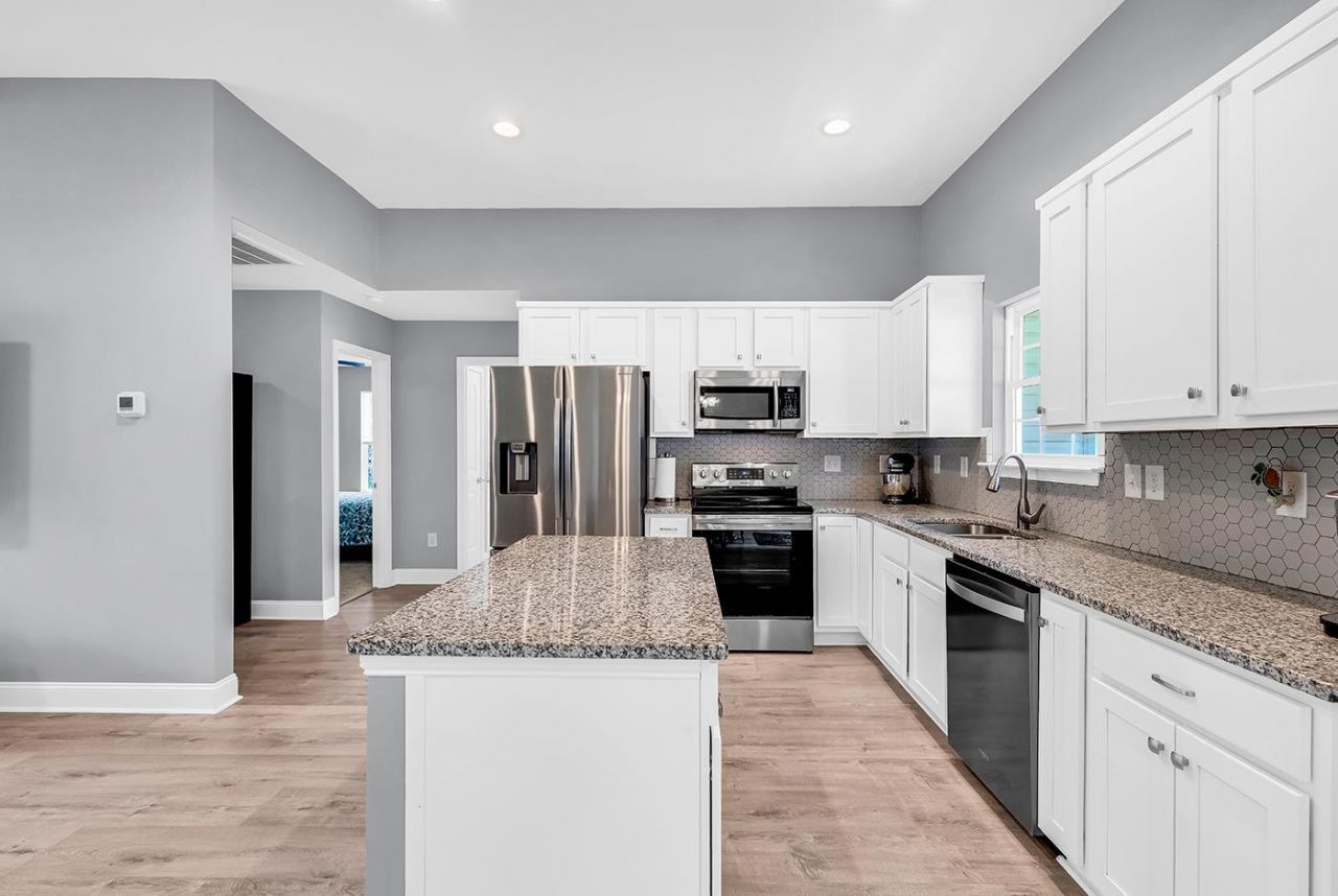 5630 Dinkler Ave. Photo 8