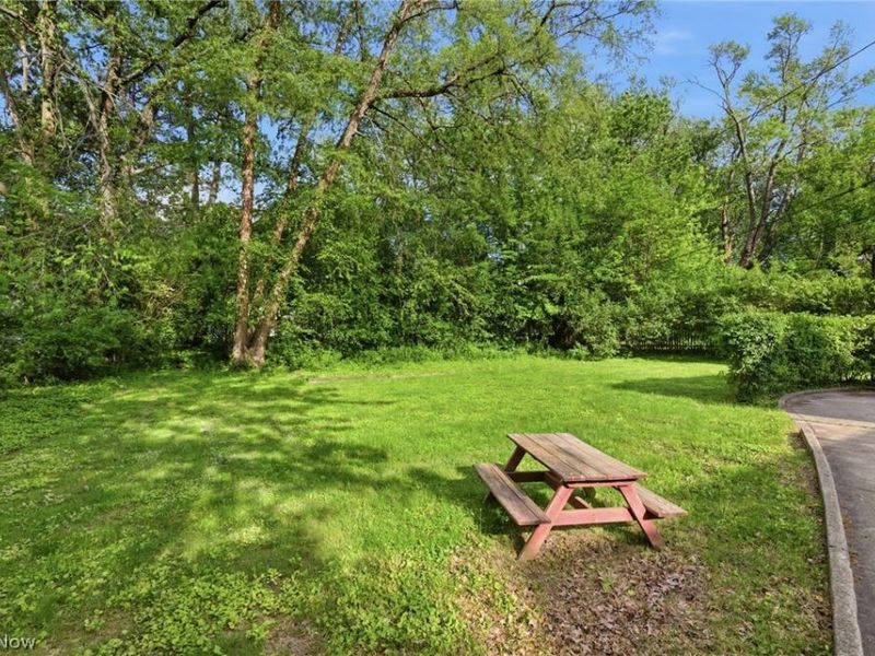 2673 Belvoir Boulevard , Shaker Heights, OH 44122 Photo 24