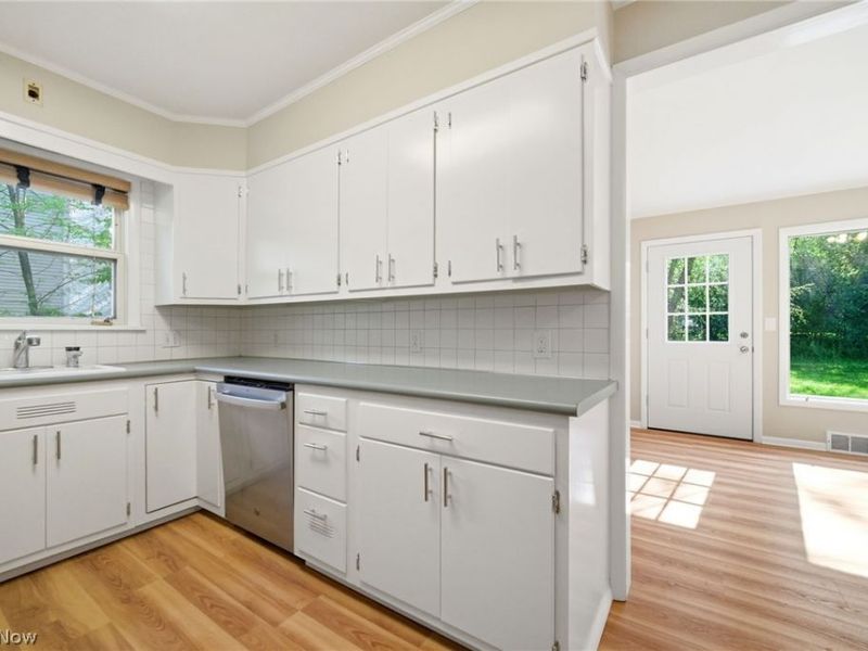 2673 Belvoir Boulevard , Shaker Heights, OH 44122 Photo 9